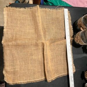 Burlap center piece squares